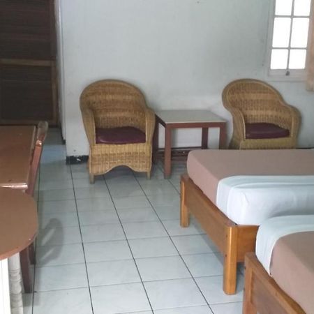 Intan Hotel Purwakarta Esterno foto