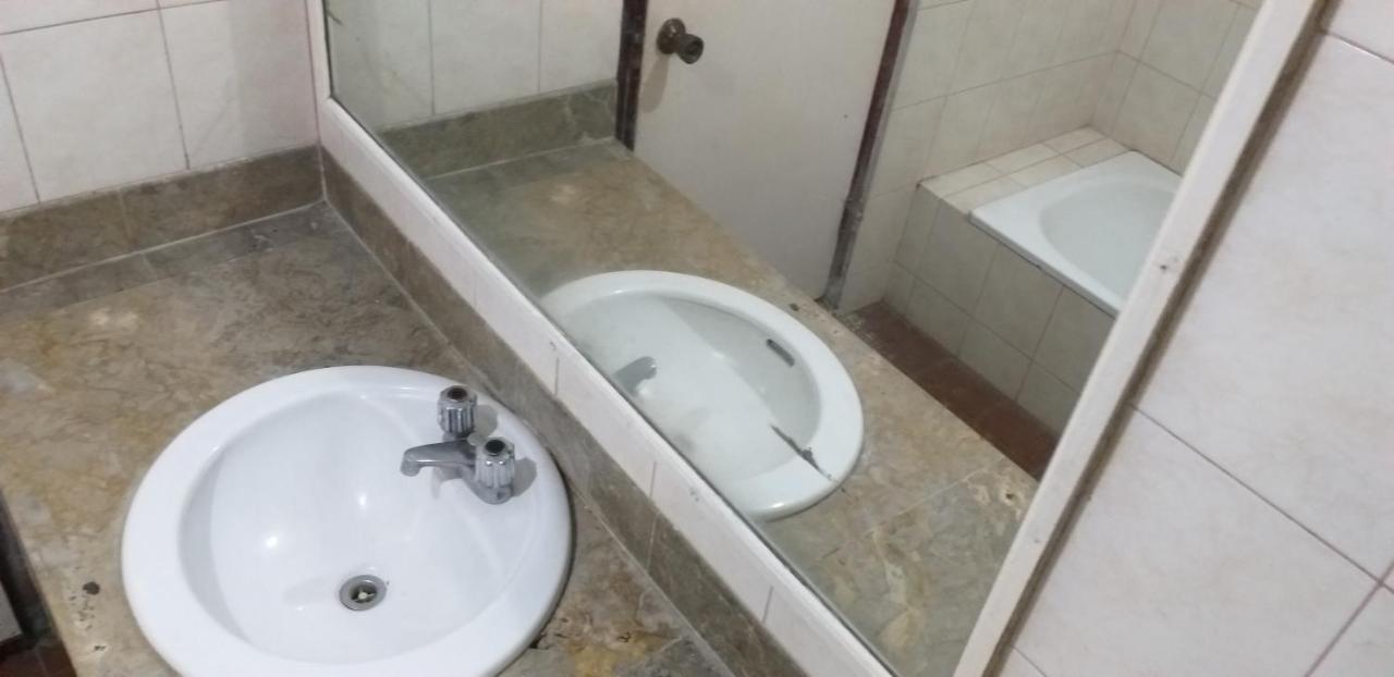 Intan Hotel Purwakarta Esterno foto